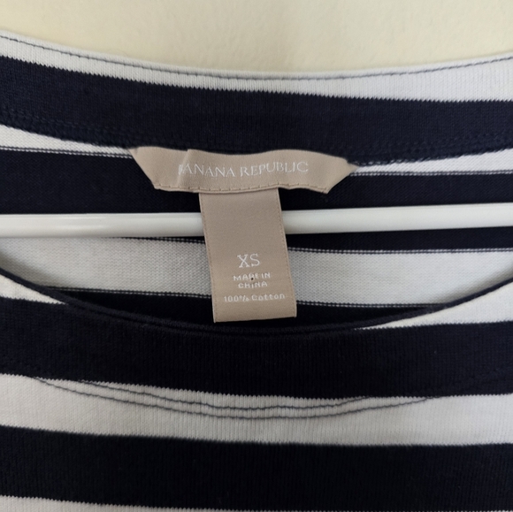 Banana Republic Black and White Striped Long Sleeve Dress with Red Accents - Picture 2 of 3